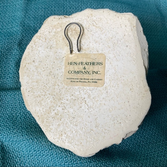 Hem Feathers Rustic Hand Cast Cherub Face Wall Decor - Picture 3 of 4